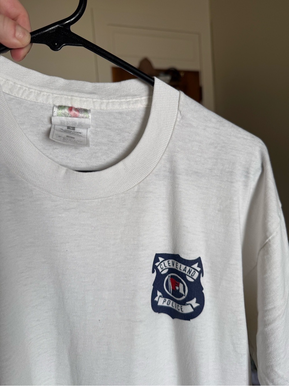 VTG Cleveland police shirt / large / fair
